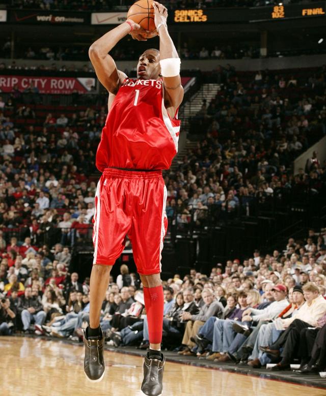 记者：若罗德里戈和维尼修斯都离队，皇马一定想签下哈兰德（记者：若罗德里戈与维尼修斯双双离队，皇马势必引进哈兰德）