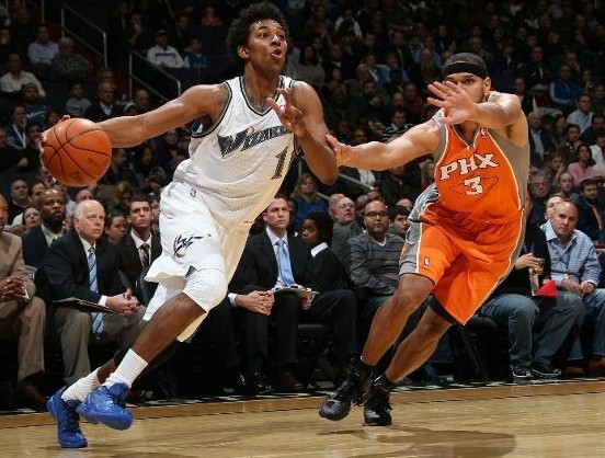 孔帕尼因为人手输球，阿尔特塔则因为人手变得眉清目秀（孔帕尼败在缺兵少将，阿尔特塔仗阵容齐整越发体面）