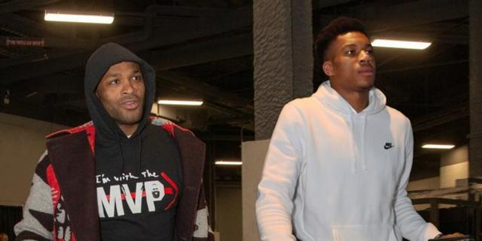 TA：桑德兰的定位球战术取得成效，阿森纳需要更好的控制比赛（TA：桑德兰定位球奏效，阿森纳需加强比赛掌控）