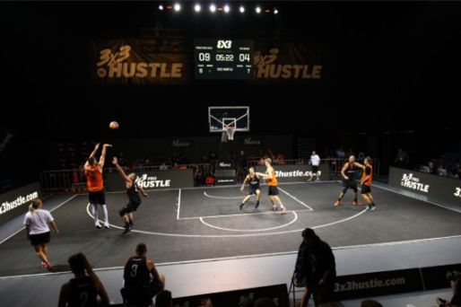 意媒：裁判协会认为米兰vs拉齐奥VAR介入错误，并将予以停职（意媒：裁判协会认定米兰对拉齐奥VAR介入有误，涉事人员将被停职）