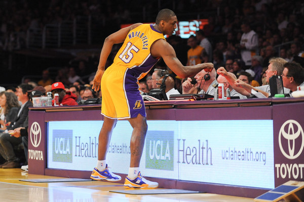 广厦男篮末节绝杀福建（广厦男篮终场前绝杀福建队）