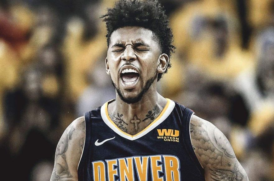 海廷加：奥斯梅恩和伊布、德罗巴一样强大，始终是一个威胁（海廷加：奥斯梅恩与伊布、德罗巴比肩，持续构成威胁）