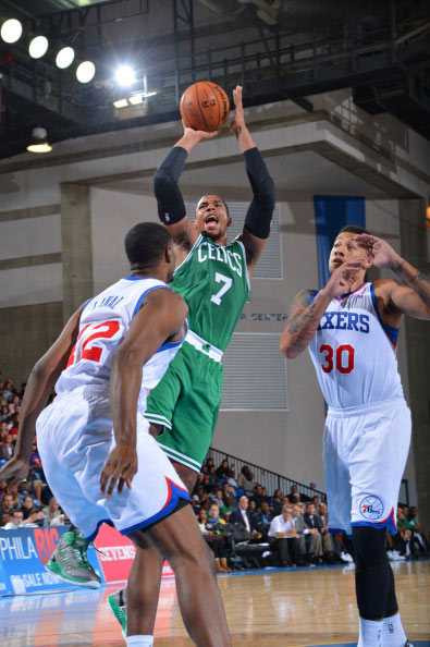 教练被骂上热搜，赛后回应亮了（教练挨骂冲上热搜，赛后回应出彩）